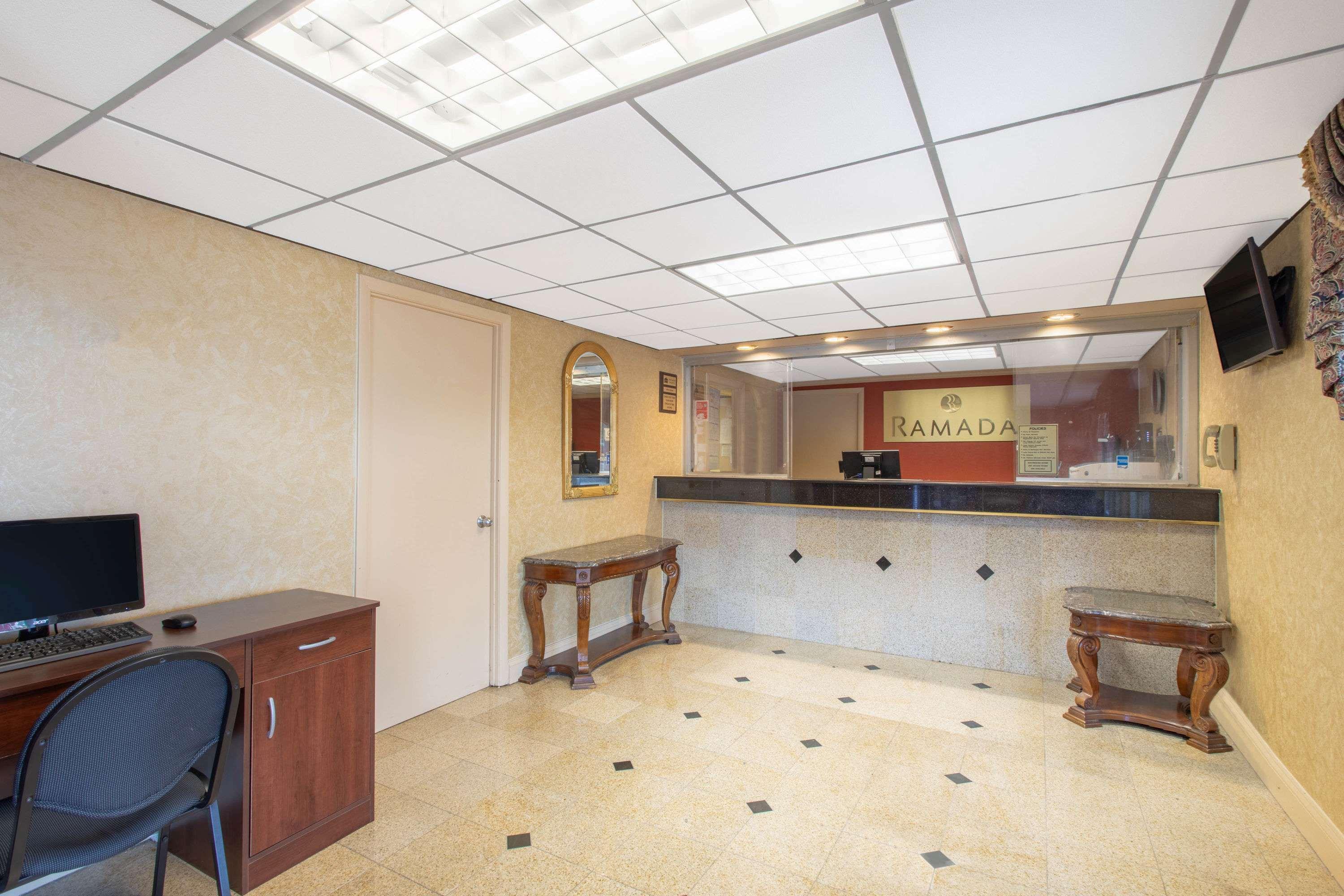 Ramada Limited Cockeysville Buitenkant foto