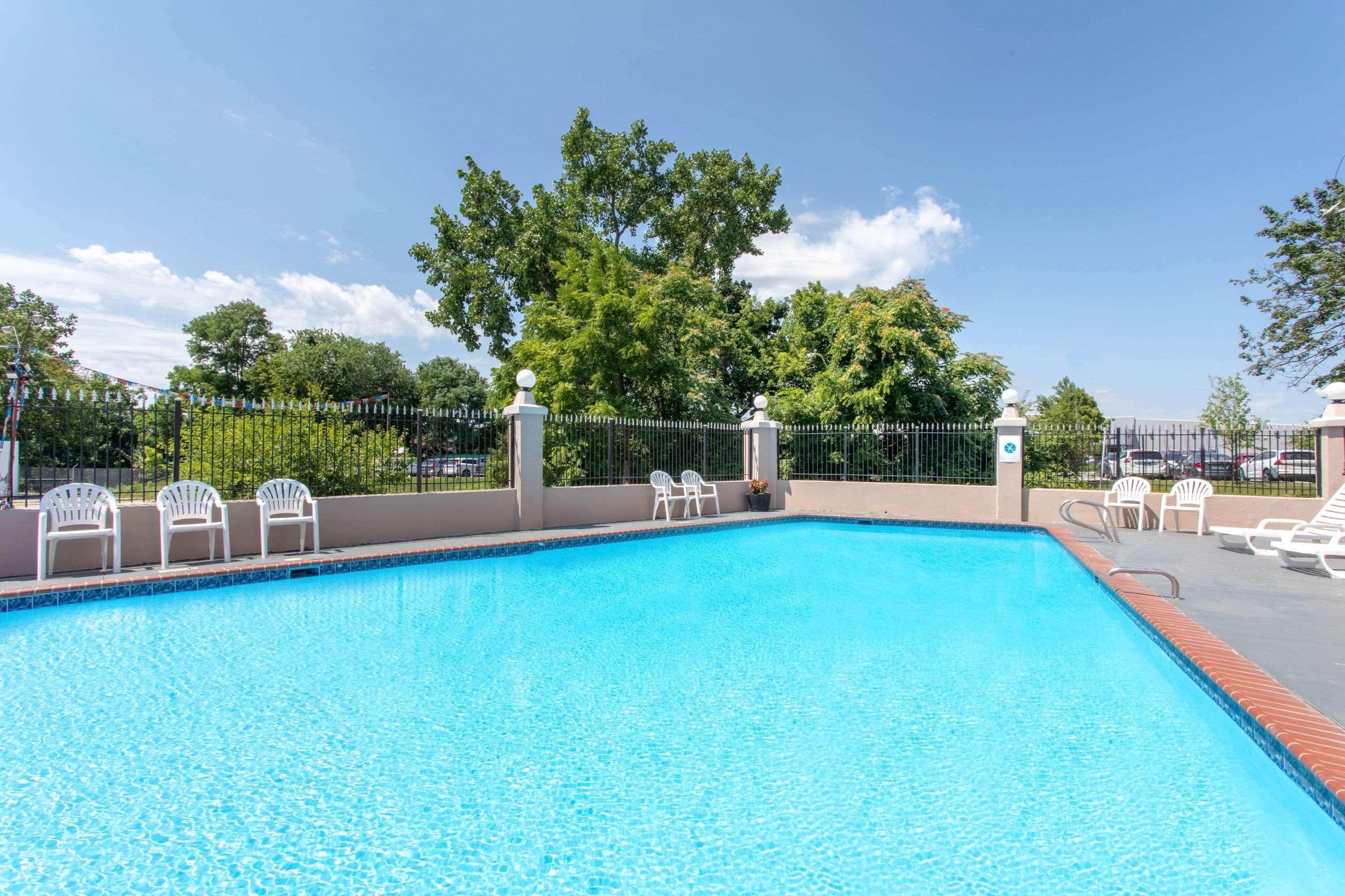 Ramada Limited Cockeysville Buitenkant foto