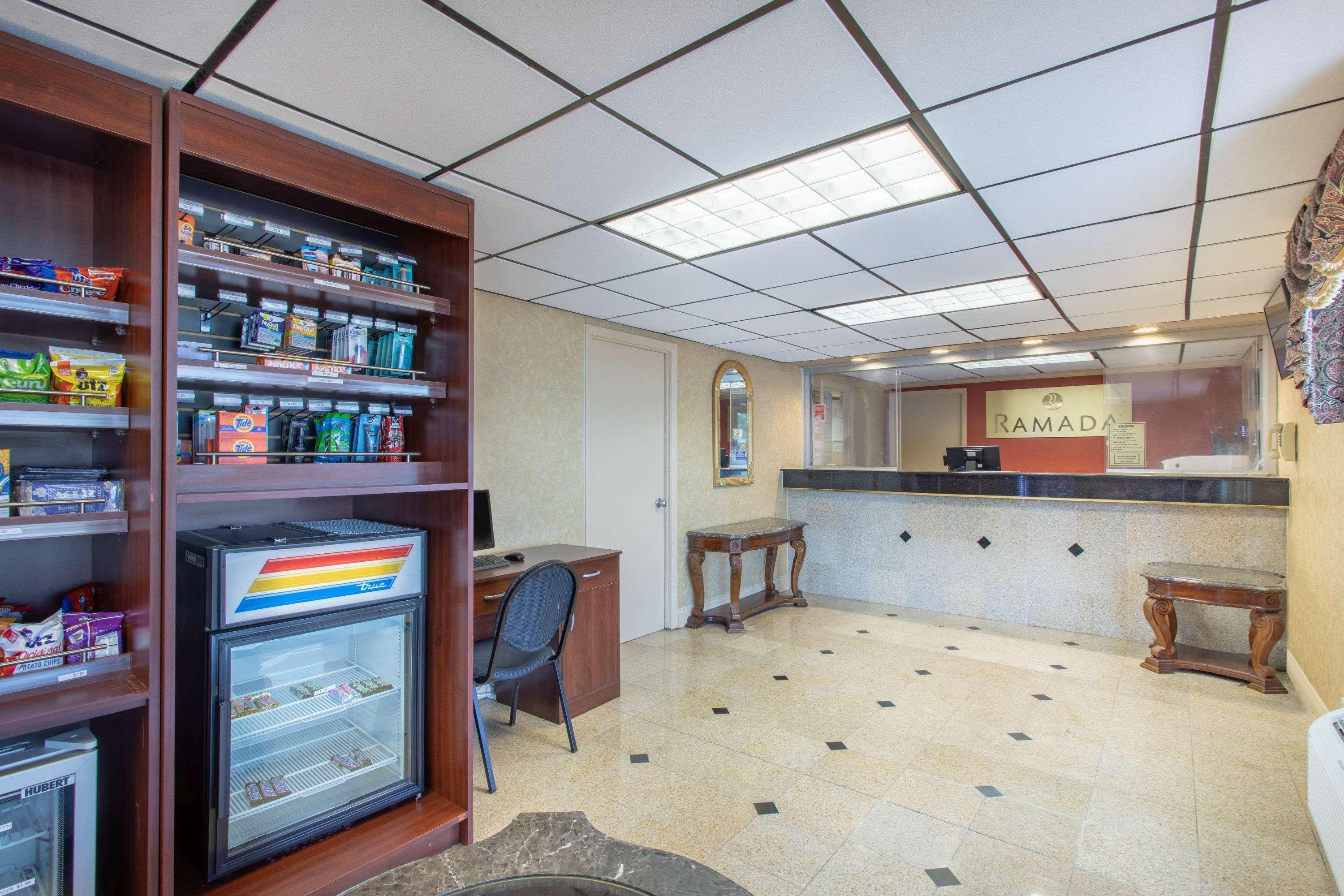 Ramada Limited Cockeysville Buitenkant foto